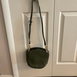 Thacker pebble leather green cross body